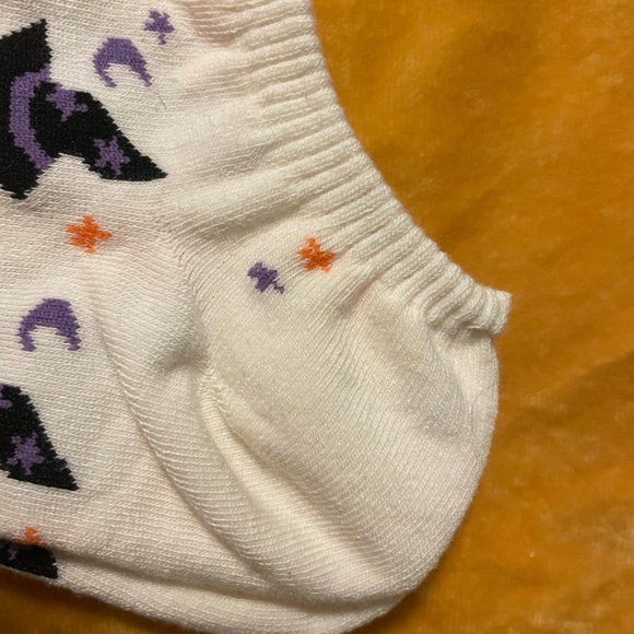 Old Navy Halloween ankle socks 4 pairs - Picture 5 of 5